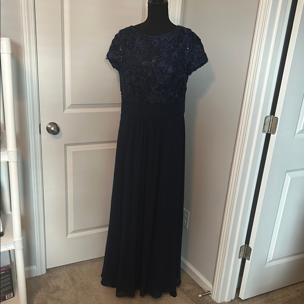 Oleg Cassini Navy Mock Neck Gown